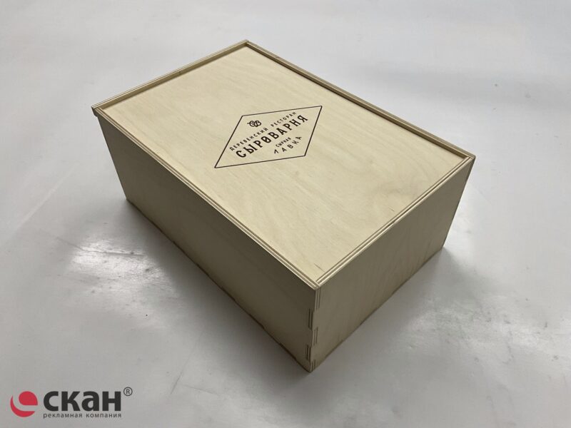 Деревянная коробка для вина с лазерной гравировкой